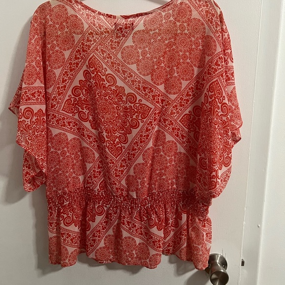 Elle Sheer Top - Picture 2 of 7